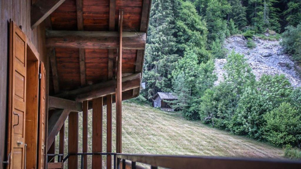 Hostel L'Ardesia Morzine Exterior foto